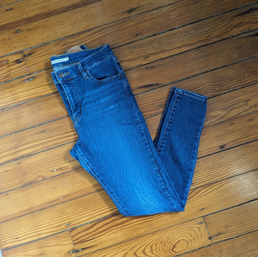 Levi's 720 High Rise Super Skinny Jeans
